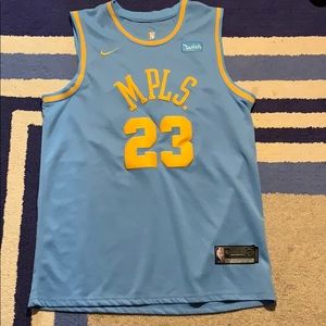 Stitched Lebron James MPLS Lakers Nike Jersey XL